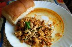 Kheema Pao- Like the ones at the Irani hotels.