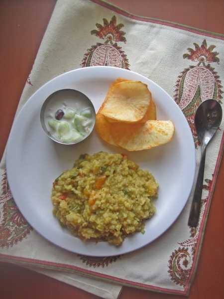 Khichdi / Masala Khichdi / Vegetable Khichdi | One Pot Rice Meals