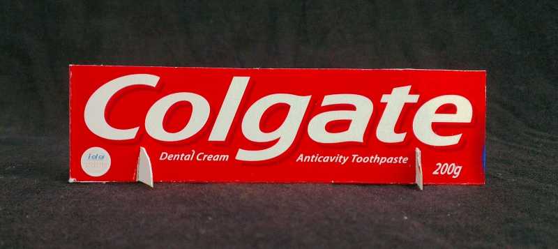 Kids Experiencing A Magical Space Adventure With Colgate Storyteller Packs.