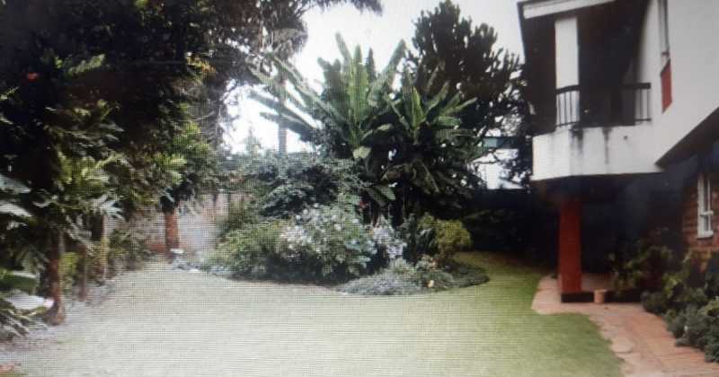 Knick-Knack Paddy Whack, Who Gives A Bone?