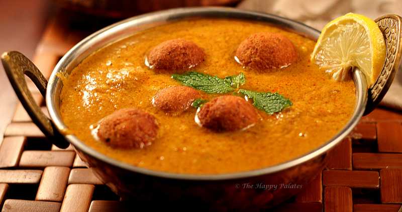 Kola Urundai Kuzhambu