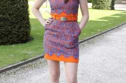 Kristen Stewart colourful outing in England