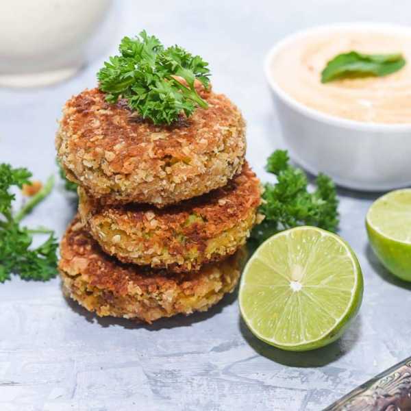 Lentil Broccoli Kababs With Tandoori Yogurt Mayo