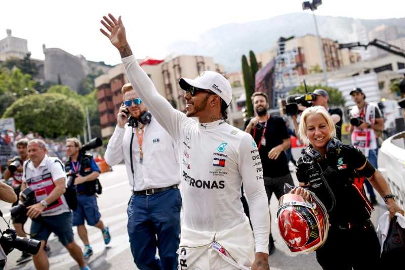 Lewis Hamilton - The Best Showman In F1? - Kunal
