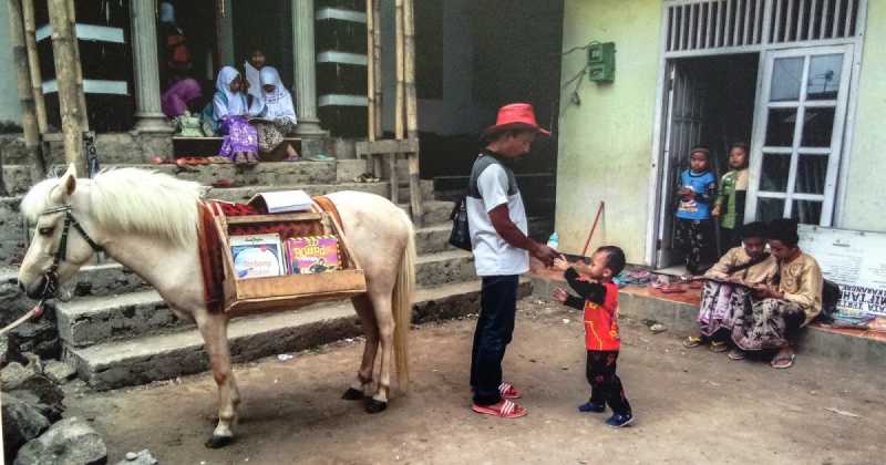 Library On A Horse - Ridwan Sururi In Indonesia