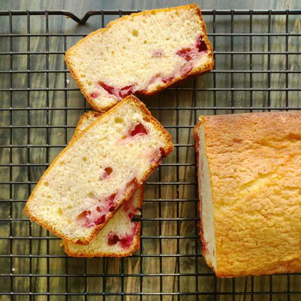 Lime And Strawberry Cake - FLOURS & FROSTINGS