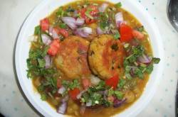 Lip smacking Food Of The Week : Ragda Pattic
