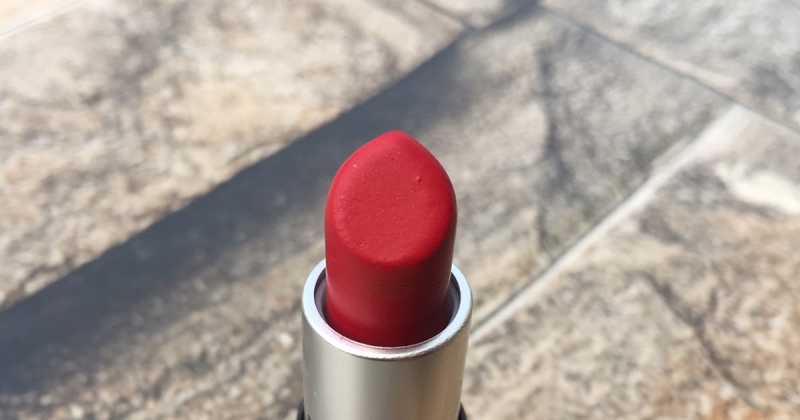 Little MAC RUBY WOO Retro Matte Lipstick Review 