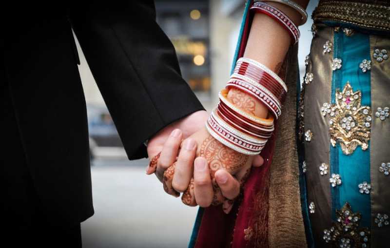 Live In Or Marriage Or...? 