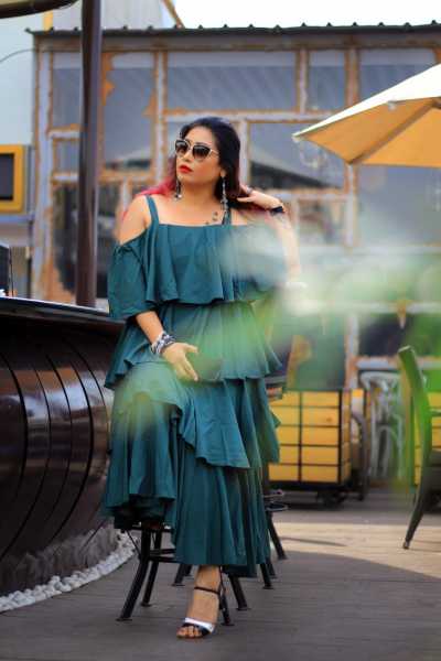 Look Stylish In Summer Kitty Party With This Cold Shoulder Maxi Dress