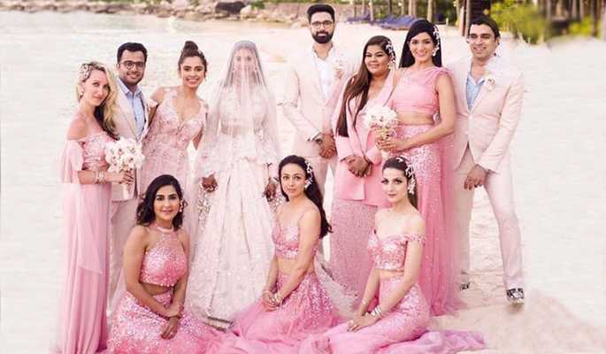 Love At ‘Round Of Shots’ #KABANNG | Weddingplz