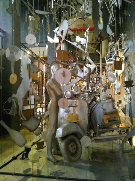 Love Be So Complicated!