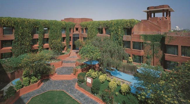 Luxury Hotels To Stay In While At Agra