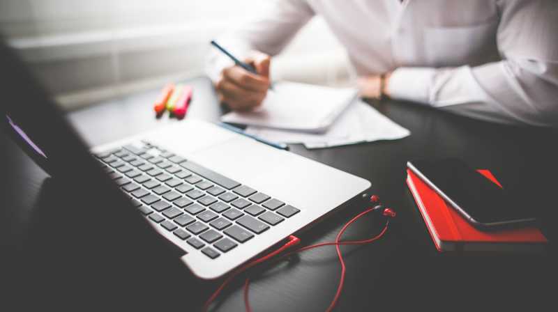 MC.L Kentucky Laxmi - Burn The Oil