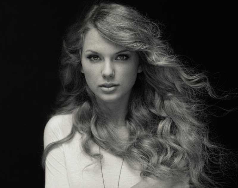 MOST-PLAYED & TOP-SELLING ARTIST OF 