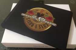 MacBook Air 13 Case with GUNS N ROSES ICONIC 30 YEARS LOGO Review: Does it really protects your Mac? | TechBonza