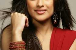 Madhurima hot free download wallpapers