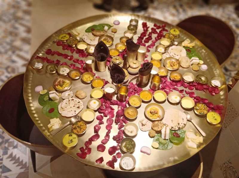 Maharaja Bhog Big Family Thali The Best Vegetarian Treat