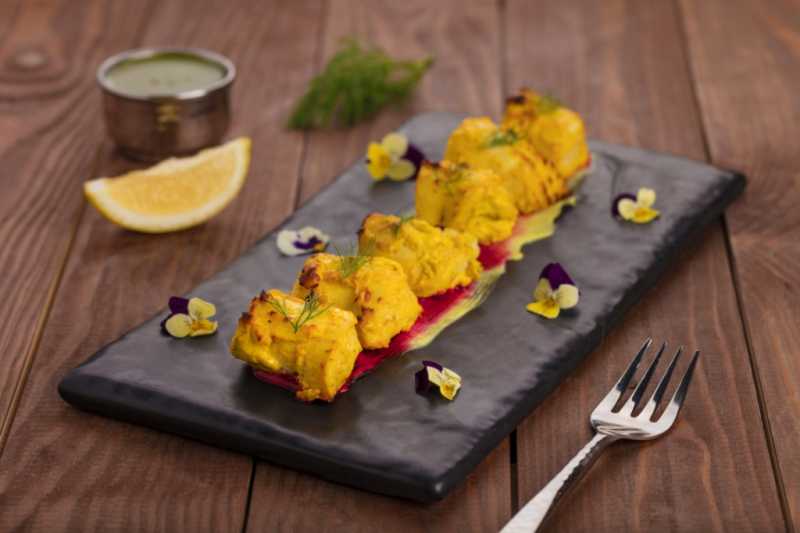 Mahi Sarson Peeli Mirch Yellow Chilli Mustard Fish Tikka