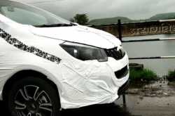 Mahindra Marazzo\