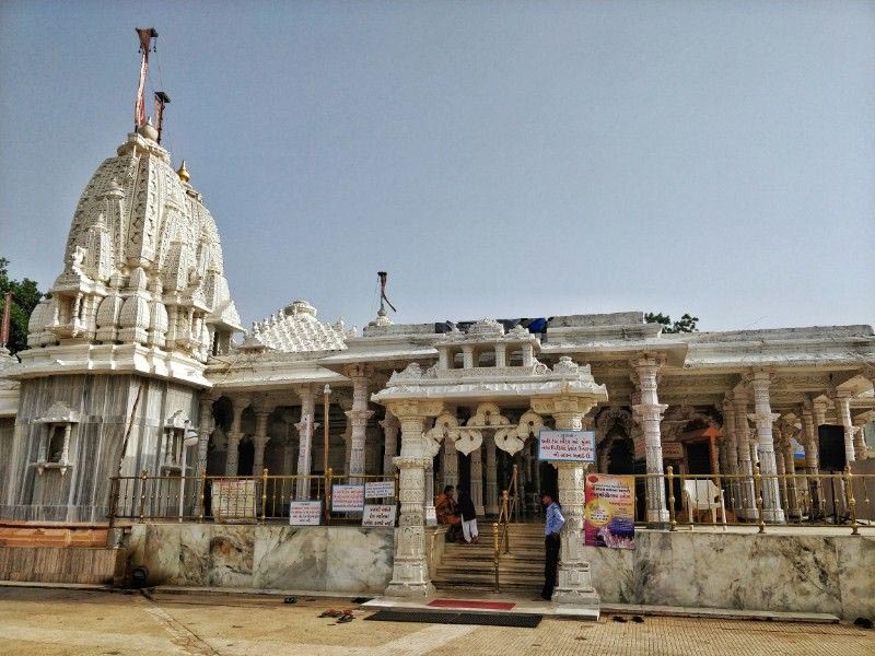 Mahudi Jain Temple, Gujarat | Maproute Travel Blog