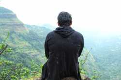 Mai Akela Hoon / मैं अकेला हूँ / I am Alone