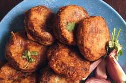 Make Easy Shami Kebabs with your Favourite Meat  