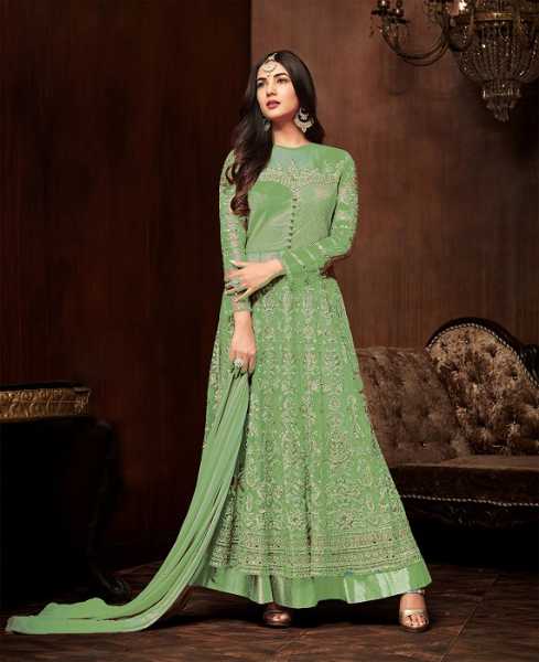 Make Your Salwar Kameez Stand Out With Its Elegance - Nihal Fashions Blog