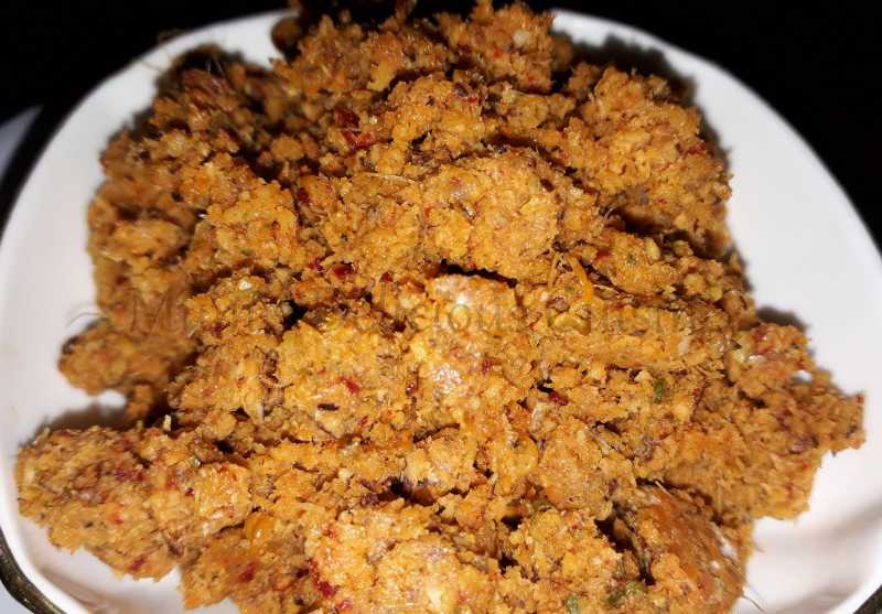 Malvani Khobaryachya Vatan / Malvani Coconut Paste