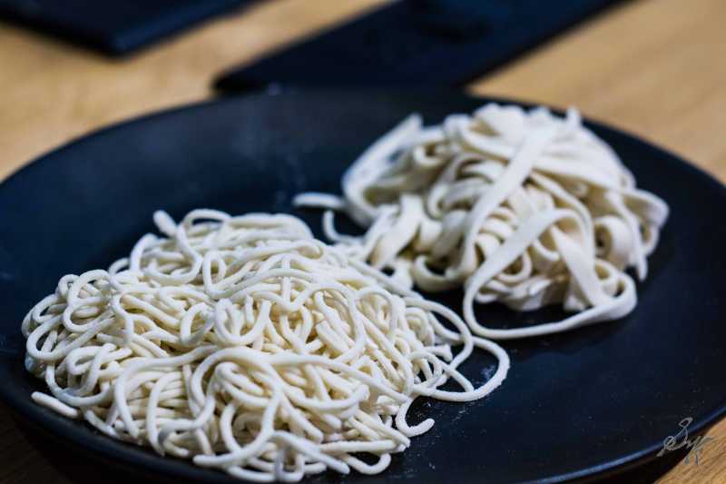 Mandarin Oak’s Noodle Class