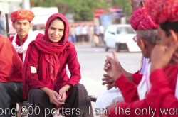 Manju Devi - Coolie No. 15