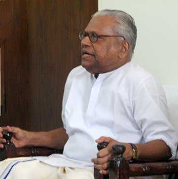 Master Strategist Achuthanandan Saves His Position Once Again
