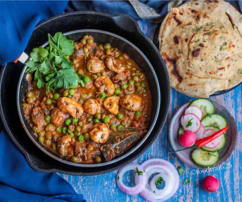 Matar Mushroom Masala - Food-trails