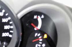 Mengganti Filter Solar 2KD-FTV