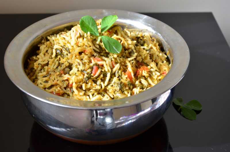 Methi Pulao/ Methi Rice (How To Make Fenugreek Leaves Pilaf)