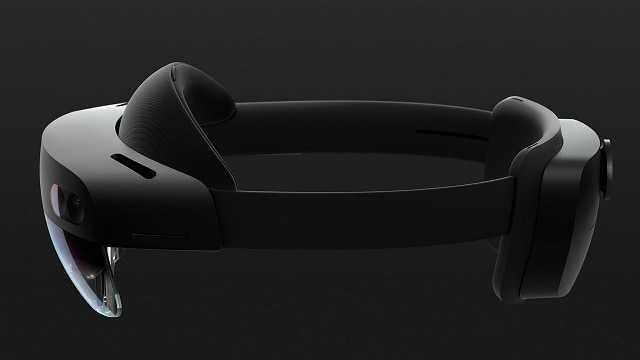 Microsoft HoloLens 2 Augmented Reality Headset Unveiled! - ProDigitalWeb