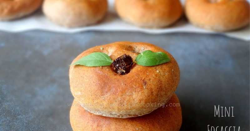 Mini Focaccia | Focaccia Buns With Millet Flour (Vegan)