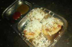 Mini Pan Pizza | Smita Majumdar