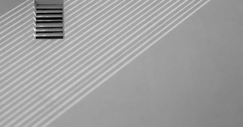 Minimalist Photography - By Prakash Ghai: Diagonal Versus Horizontal Lines