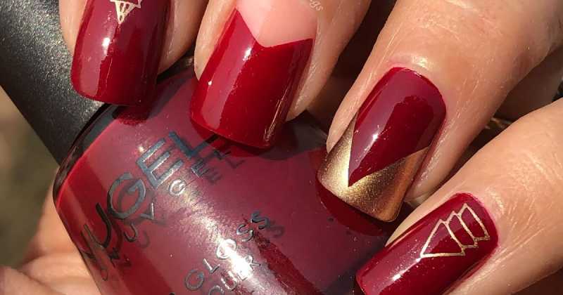 Minimalistic Nail Art