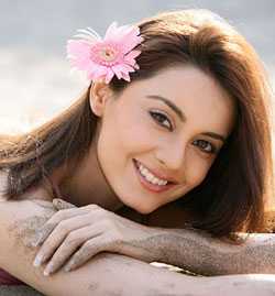 Minissha Lamba Joins Aishwarya Rai At Cannes