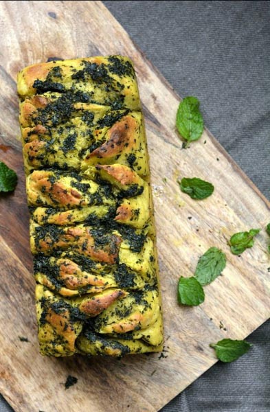 Mint And Garlic Pull Apart Bread Recipe