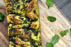 Mint and garlic pull apart bread recipe