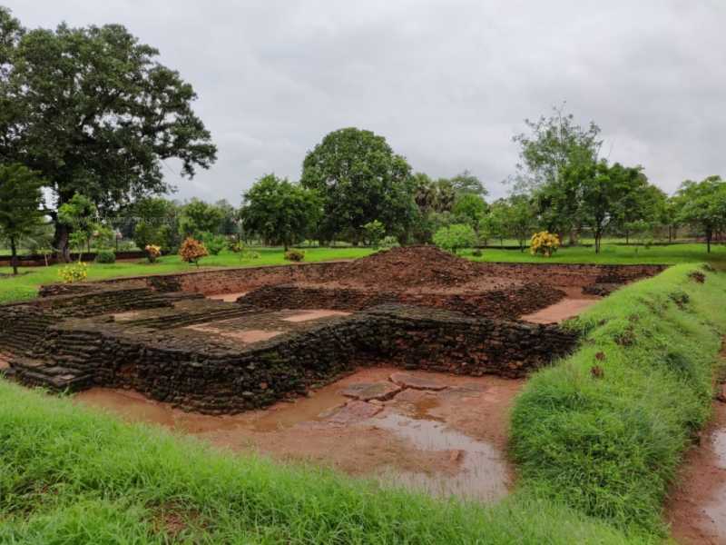 Monsoon Drive - III - Pedavegi - Footprints Of Venginadu