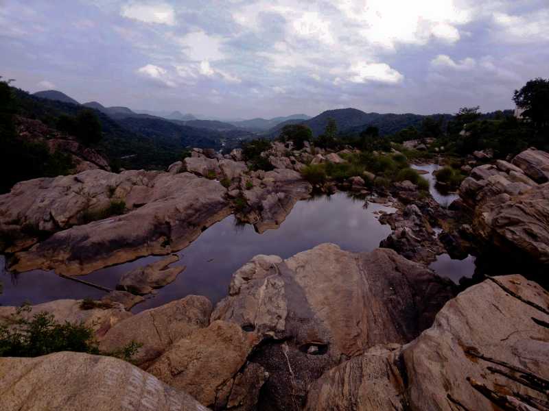 Monsoon Madness - Exploring The Waterfalls Of Ranchi