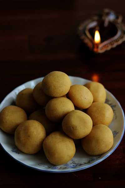 Moong Dal Ladoo