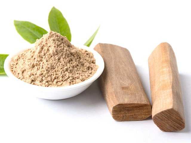 Most Effective DIY Sandalwood Face Pack For Acne Control