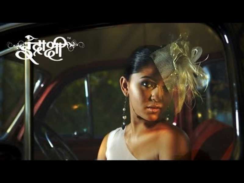 Mrunmayee Deshpande Hot Pics (Bikini Pics, Malfunction, Navel, Boobs, Armpits) 2019 - Kuch Jano