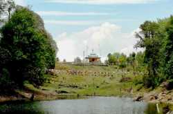 Mulkharka Lake: Another North Bengal village trek