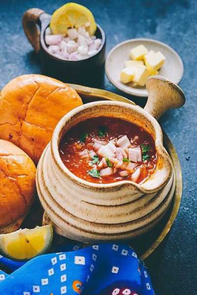 Mumbai Pav Bhaji Recipe | How To Make Easy Pav Bhaji At Home?